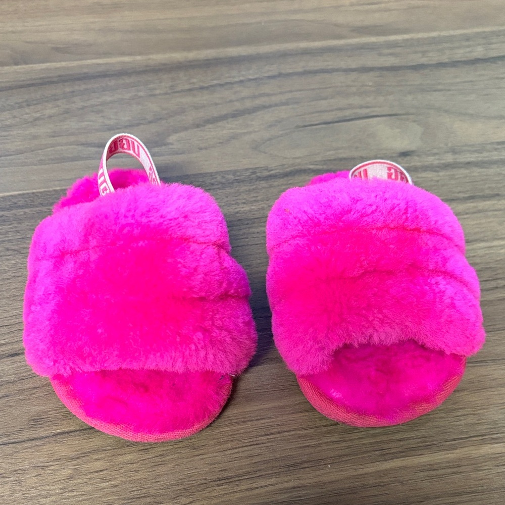 UGG Hot Pink Fuzzy Slippers size 4/5